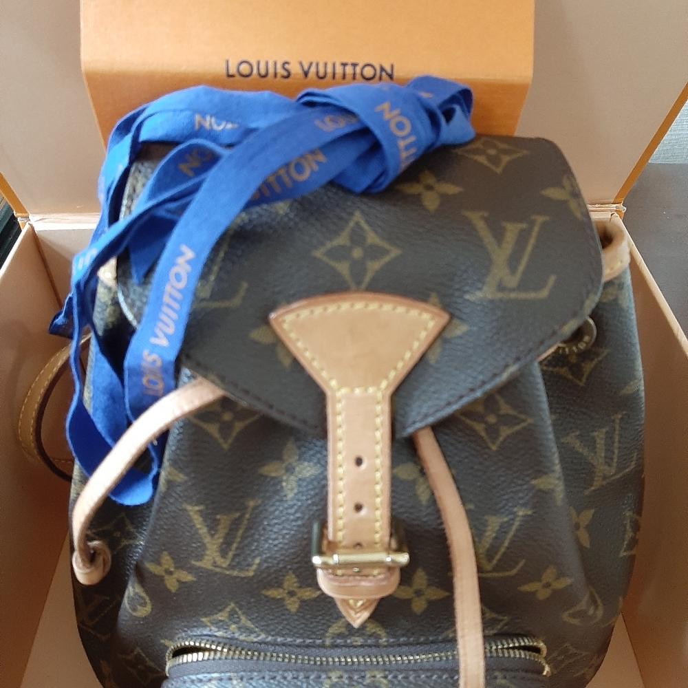 Louis Vuitton backpack Part 2/2 listing. - Picture 2 of 16